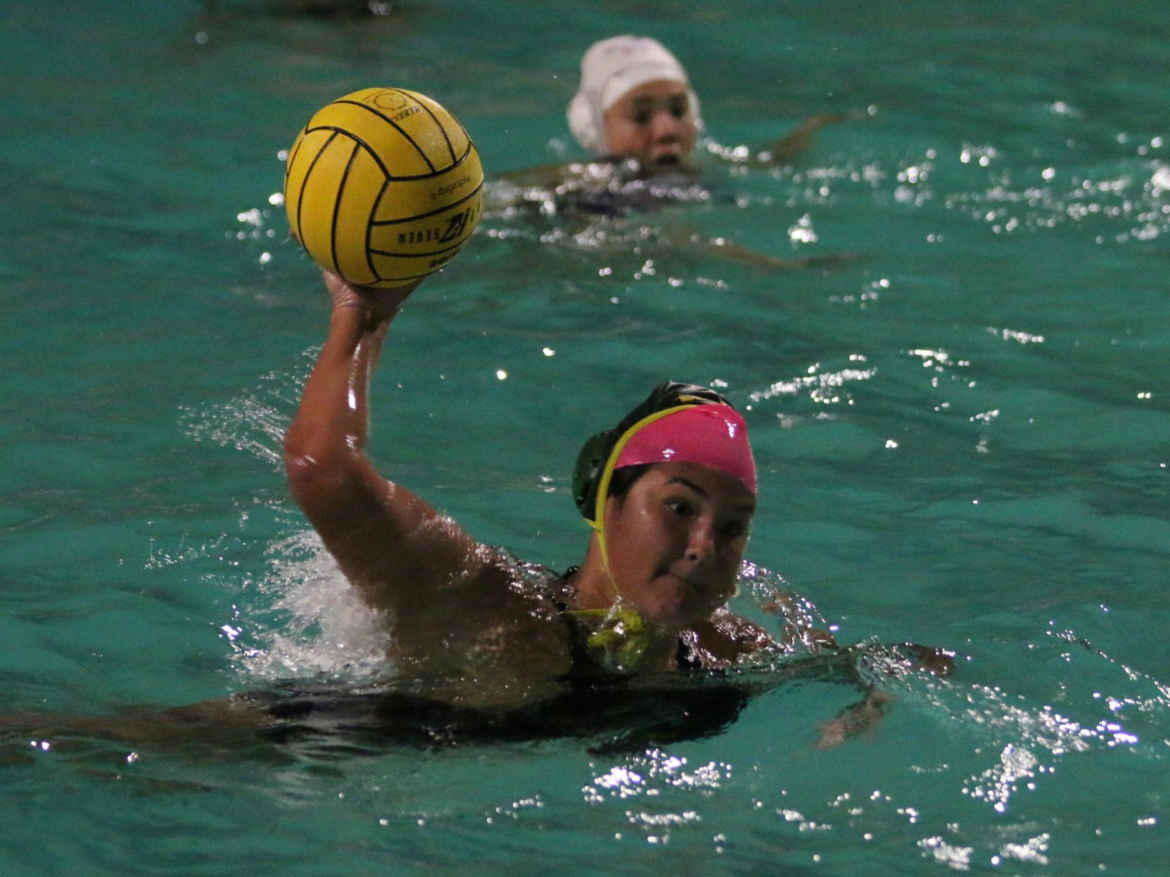 Golden Bears start slow, pull away against Hawks
